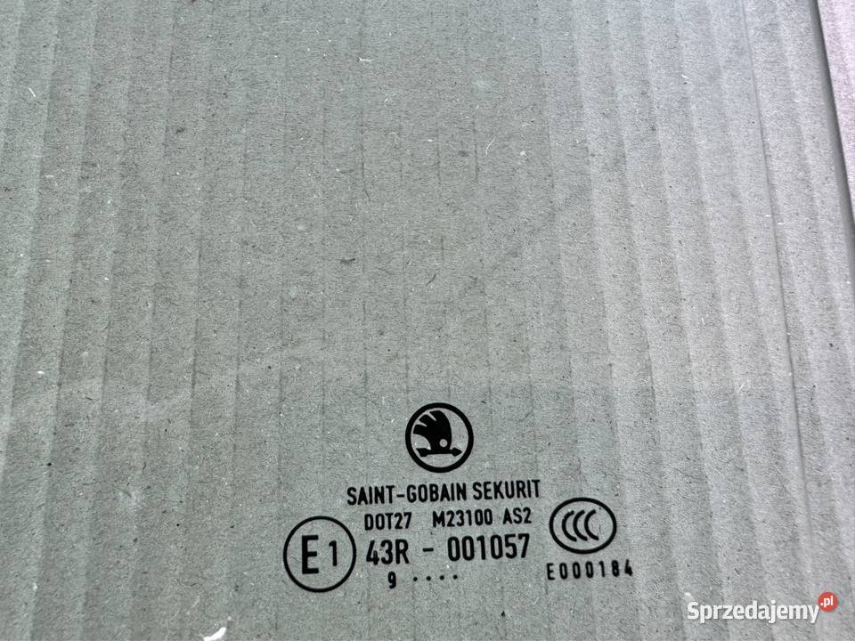 Szyba Boczna lewy tył Skoda Fabia II HB 2009 sprzedam