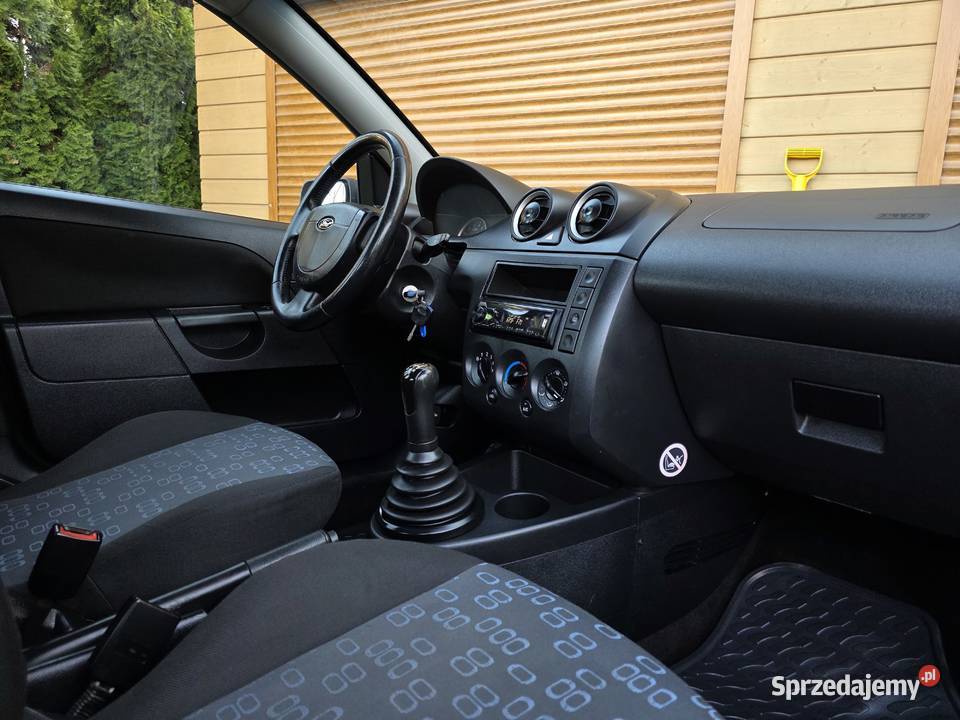 Ford Fiesta LPG 7l100 Samochody osobowe Strzyżów sprzedam