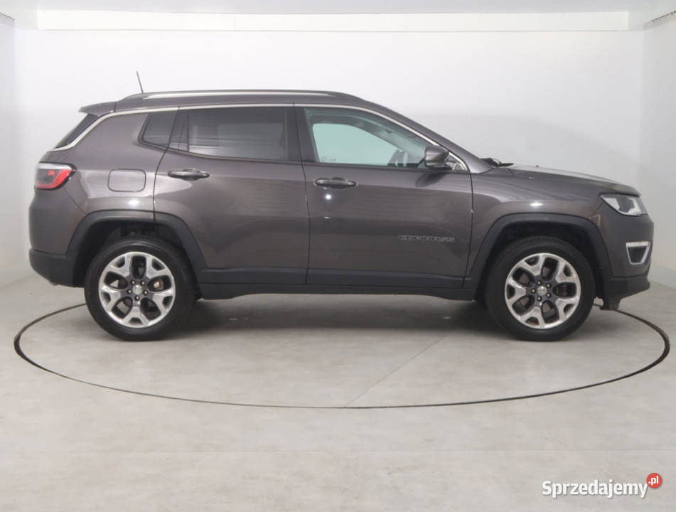 Jeep Compass 14 MultiAir asystent pasa ruchu