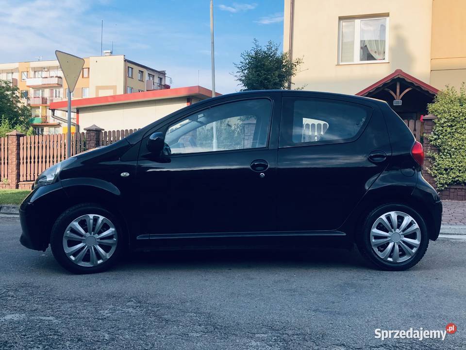 Toyota Aygo 10 VVTi 68 klimatyzacja nieuszkodzony Przeworsk sprzedam