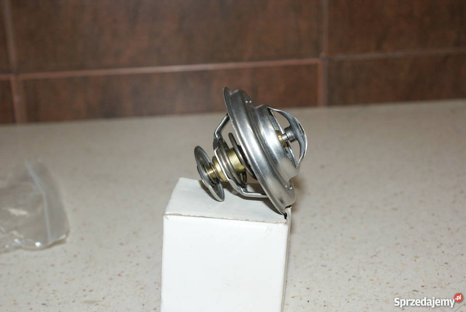 TERMOSTAT BMW 320 325 520 525 528 535 WA423580D Białobrzegi sprzedam