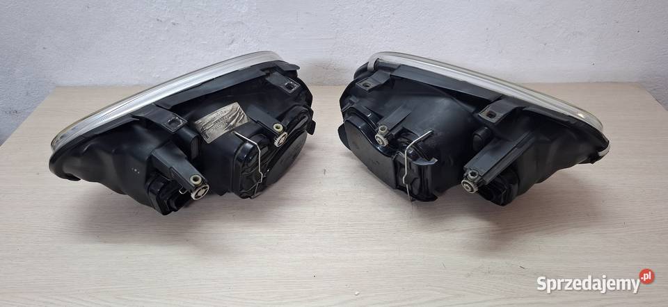 Lampa Reflektor VW Golf IV Oświetlenie Sandomierz