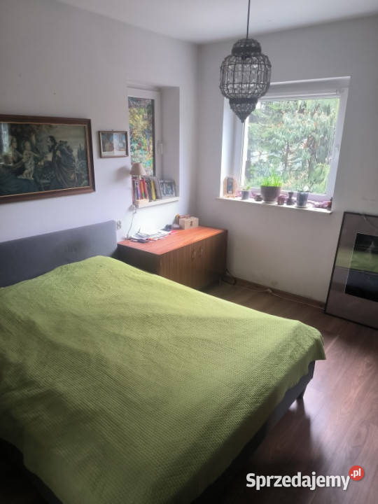 DomDwa mieszkania centrum 20 min pieszo Liczba pokoi 8 Gliwice