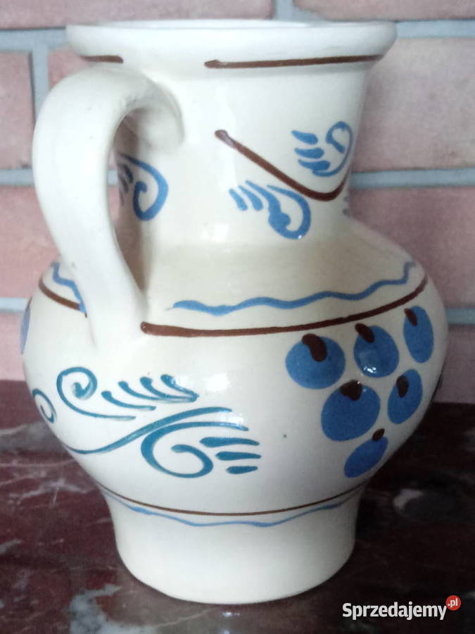 ceramiczny gliniany dzbanek wazon z uchem mazowieckie Piotrówek