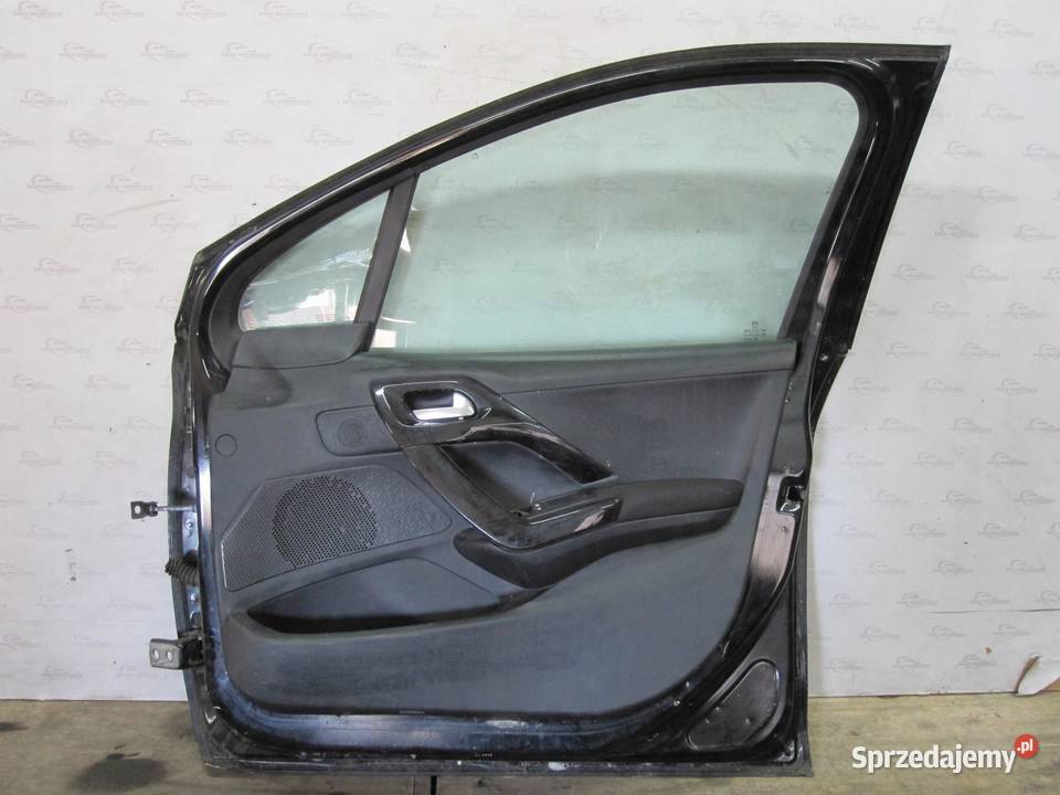 PEUGEOT 208 I 12r drzwi prawy przód