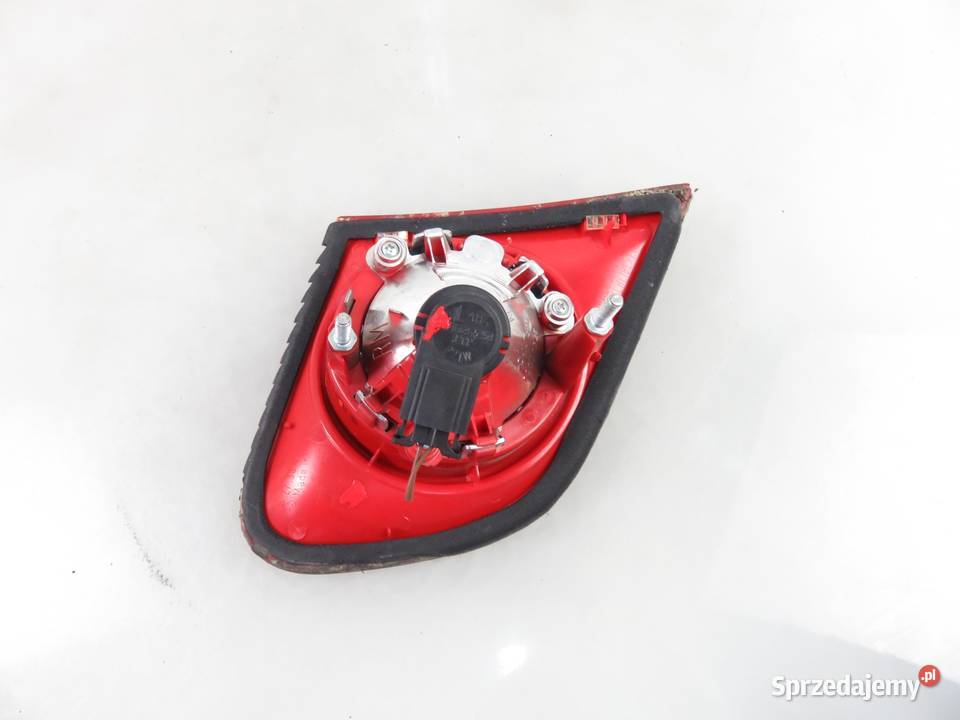 LAMPA PRAWA TYLNA KLAPA VW PASSAT B6 3C5945094E osobowe Lampy tylne