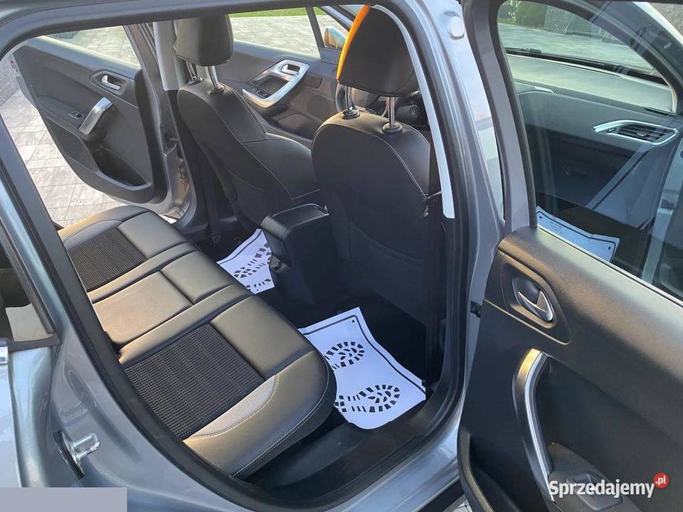 Peugeot 2008 12 Pure Tech Allure 110 2016r 2008 kujawsko-pomorskie Dragacz
