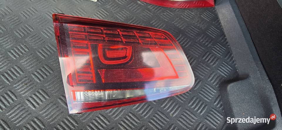 Lampy tył w klape touareg 7p lift Oświetlenie Jelenia Góra
