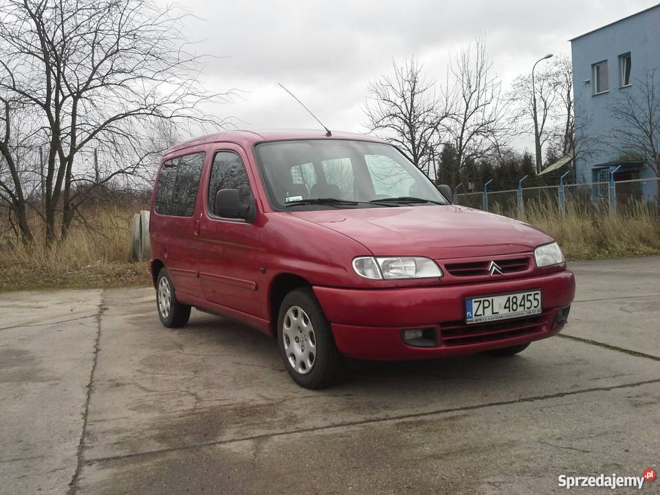 Citroen Berlingo 14benzyna 2/3 Police