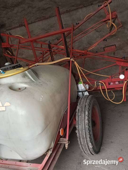 Sprzedam opryskiwacz nieuszkodzony Piątek Wielki