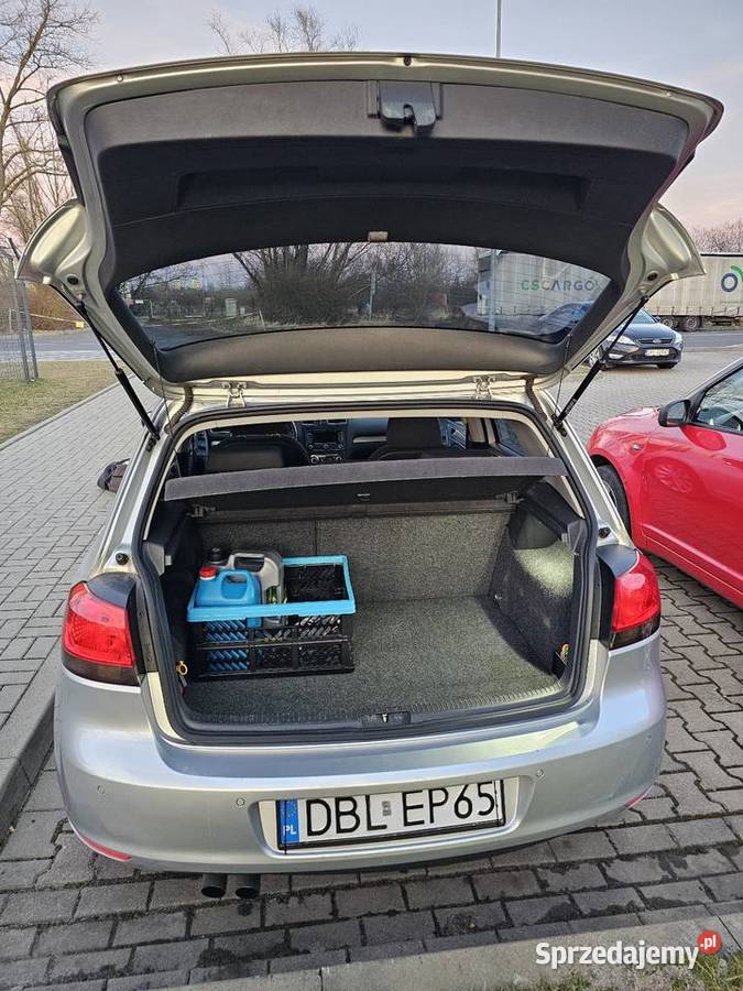 VW GOLF 6 20 110 5 BIEGÓW HISTORIA CEPIK ŁADNY Rok produkcji 2008 Samochody osobowe sprzedam