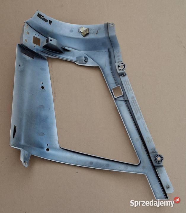 VOLVO FH4 OKULAR REFLEKTORA LEWY OBUDOWA LAMPY ciężarowe Zderzaki Bieleń sprzedam