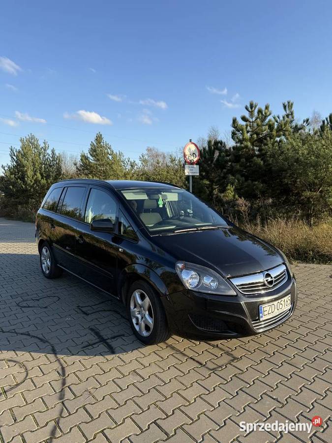 Opel Zafira 2012 18 benzyna 7os rodzinne autko Łódź
