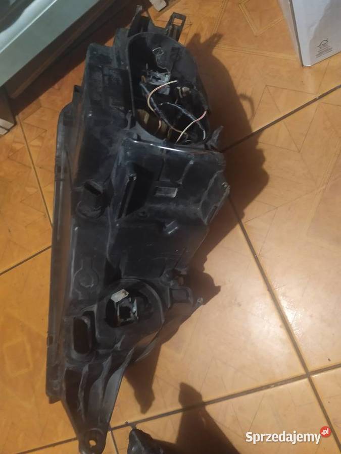LAMPA LEWA PRAWA PRZOD PRZEDNIA AUDI TT 8N