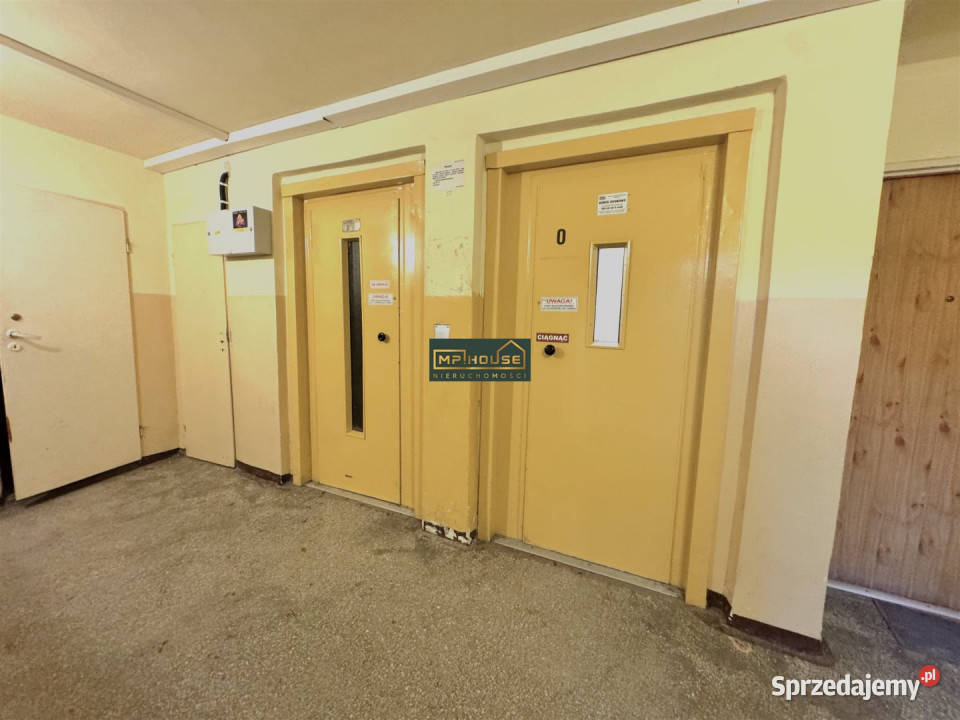 Mieszkanie 265m2 1pok Wałbrzych blok