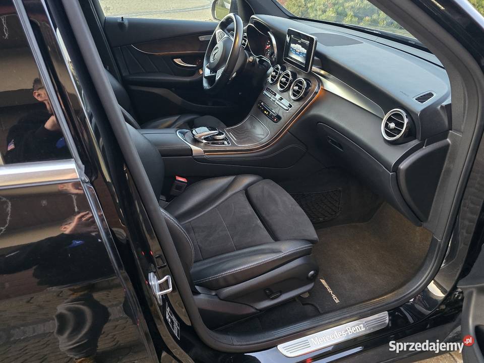 Mercedes glc 220d 4 matic wielofunkcyjna kierownica sprzedam