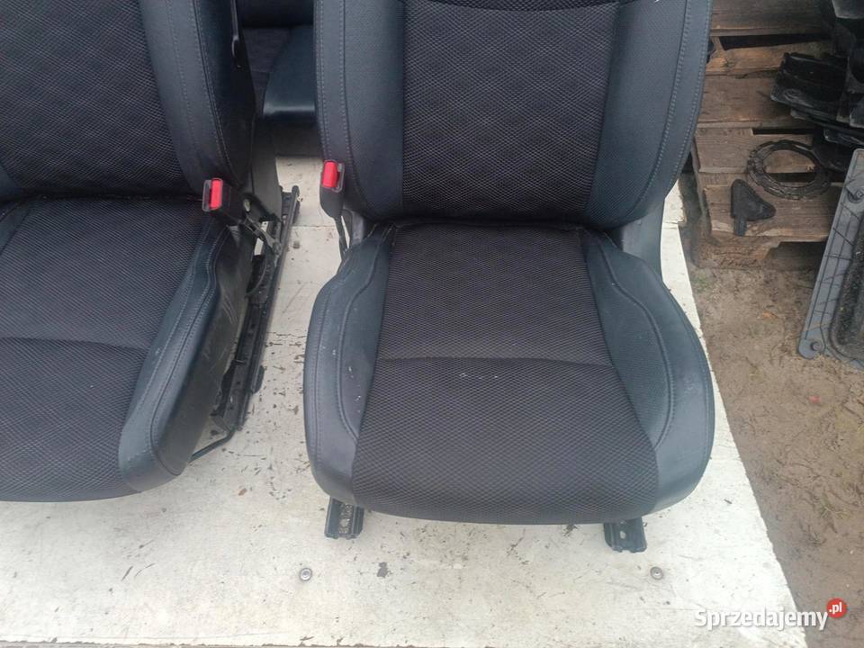 FOTEL FOTELE KANAPA NISSAN QASHQAI J11