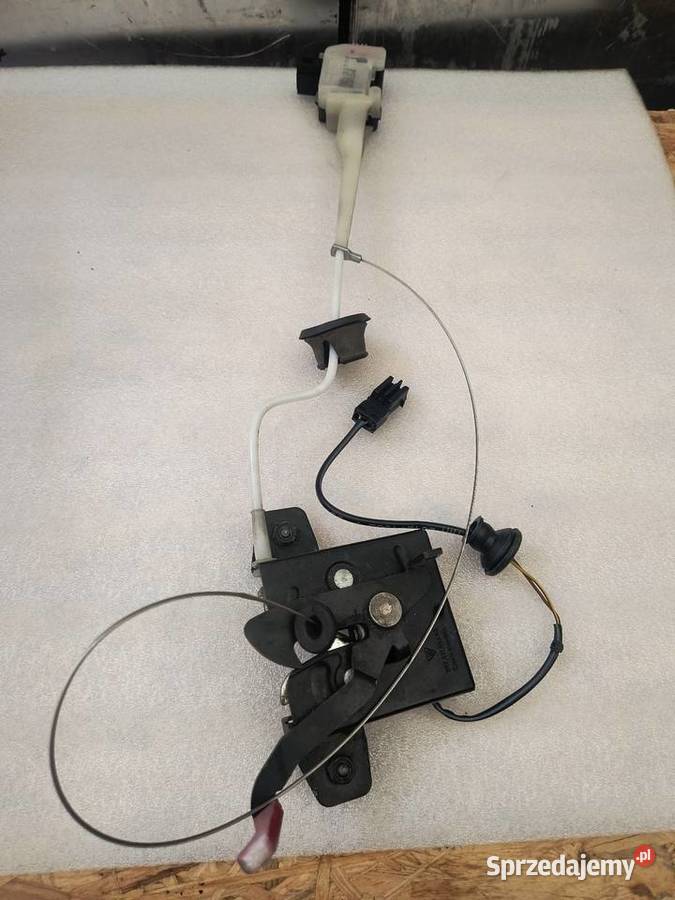 Elektryczny zamek zatrzask przedniej maski