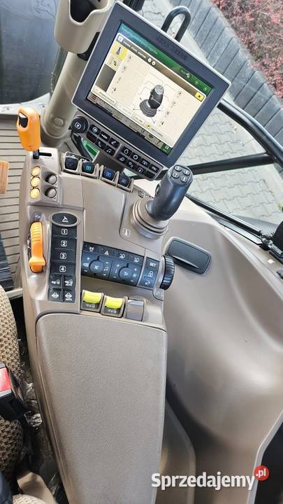 Ciągnik rolniczy John Deere 6155 R