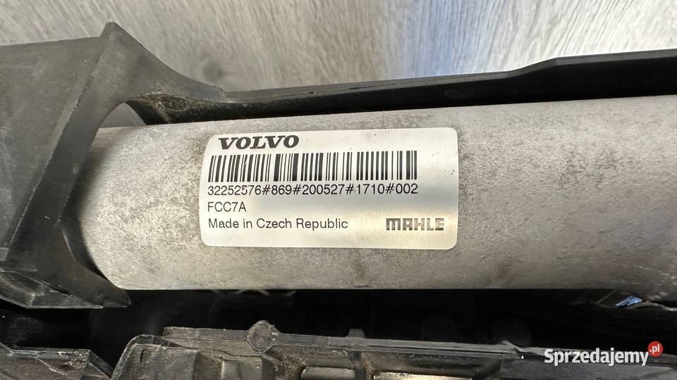 VOLVO XC90 II KOMPLET CHŁODNIC WODA KLIMA osobowe Chłodnie wody Gorzów Wielkopolski sprzedam