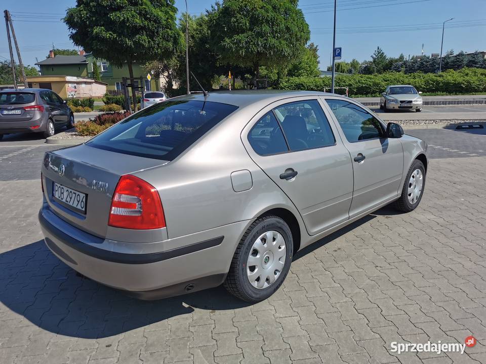 Skoda Octavia 2 16 MPI z LPG Hak salon polska 102KM Rogoźno