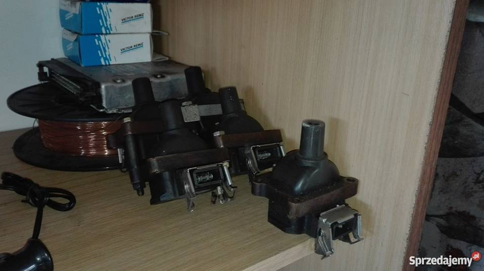 kable przewody zapłonowe bmw e30 18is cewki układ elektryczny silnika Modlniczka