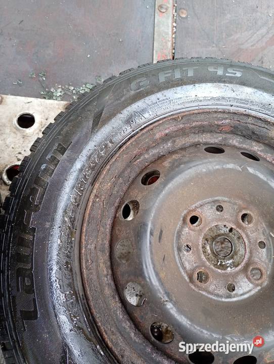 Całe koła z oponami wielosezonowe do Fiat panda sprzedam
