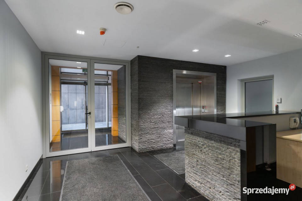 sprzedaży mieszkania 9551m2 4 pokoje Warszawa