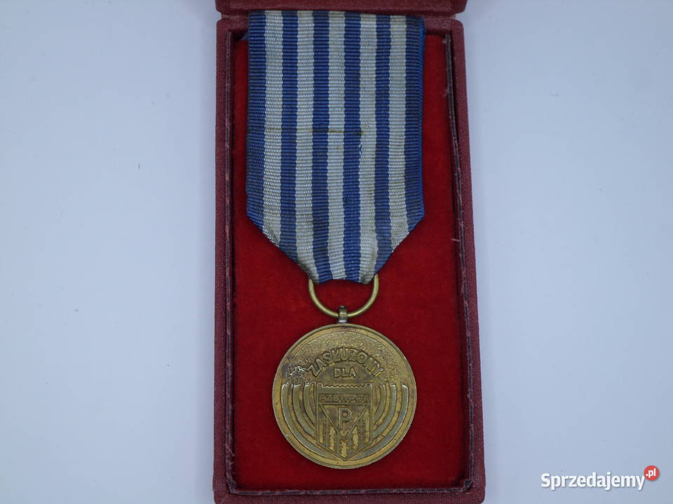 Medal byłych więźniów Hitlerowskich Więzień i Poznań