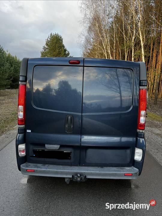 Renault Trafic 2007 25D145 Brygadówka Long gniazdo AUX Kozienice