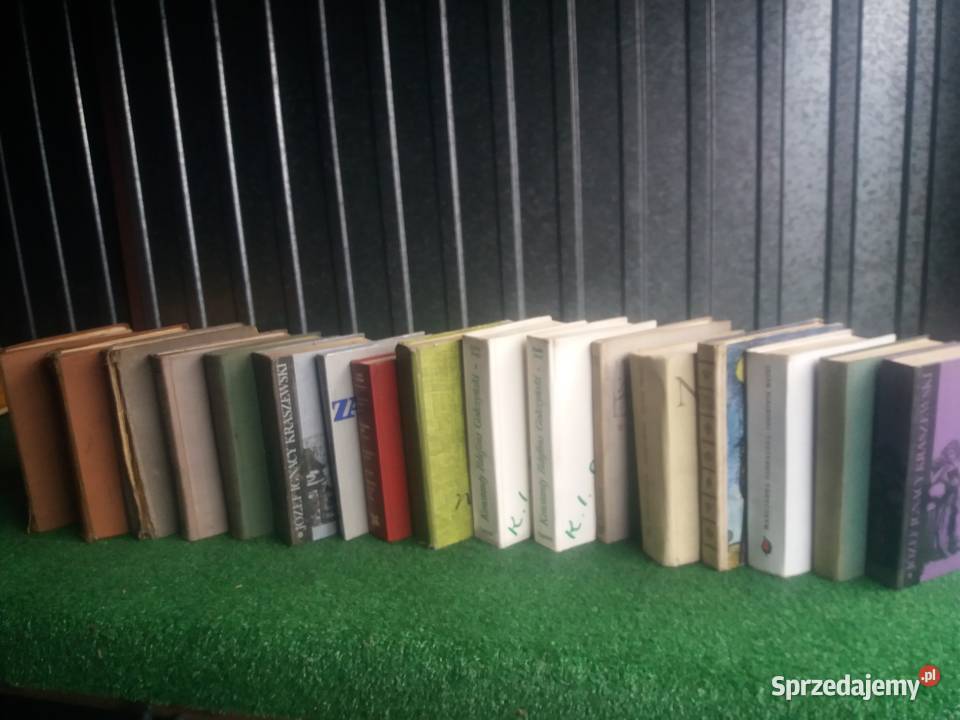 książki 17 sztuk w twardej oprawie Wielowieś sprzedam