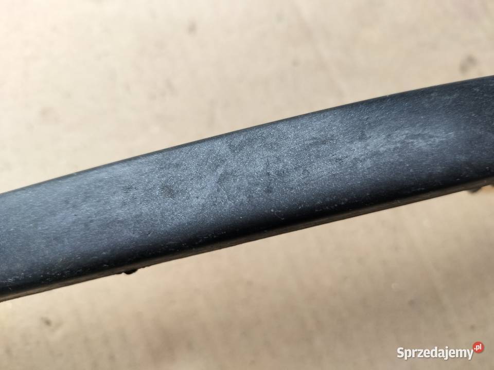 AUDI 80 B4 LISTWA POD LAMPE HOKEJ LEWY