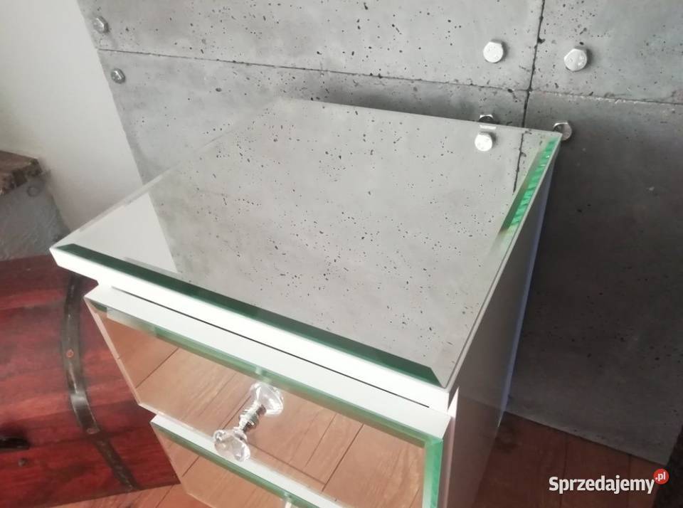 Piękny nakastlik szafka nocna biala Nowy Sącz