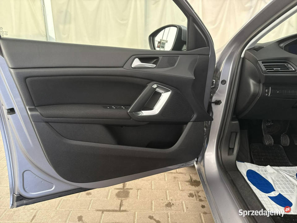 Peugeot 308 SW 15 Bluehdi130 Active Salon czujnik zmierzchu Samochody osobowe Warszawa
