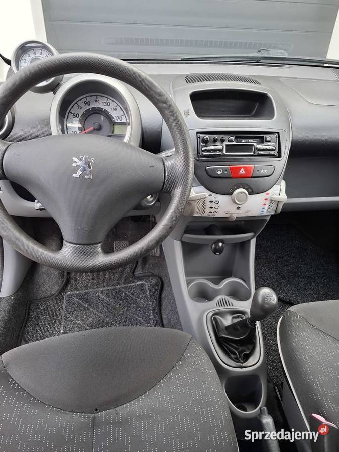 Peugeot 107 2006r Dzierzążenko