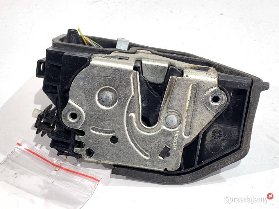 ZAMEK DRZWI PRAWY PRZÓD BMW E61 Kombi 7167074