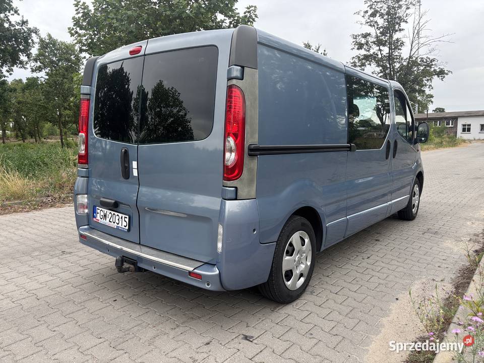 Opel Vivaro L2H1 20 benzynaLPG wersja 5osobowa