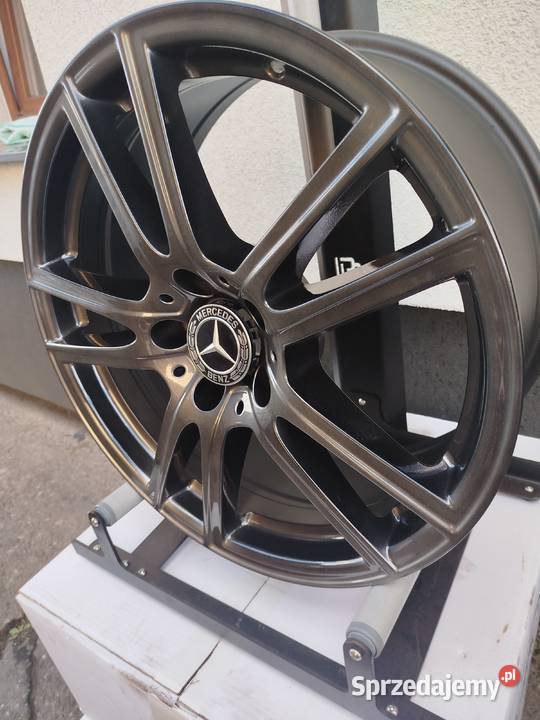 A899Alufelgi uzywane 18 5x112 8J Et 325 Średnica 18" Bąków