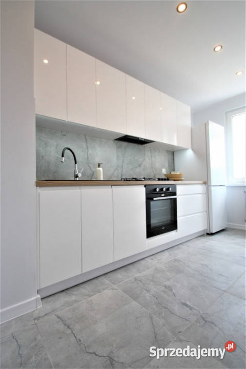 Przestronne 3 pok mieszkanie Bezpośrednio Wysoki Liczba pokoi 3