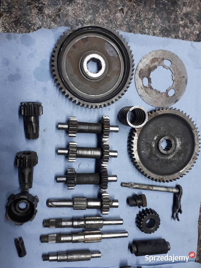 Części silnika 023 017 003 komar romet motorynka Rzeszów