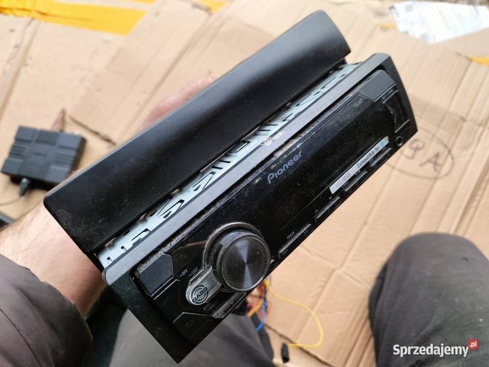 FORD MONDEO MK2 MK3 RADIO RAMKA RADIA Części samochodowe lubelskie Kamień-Kolonia