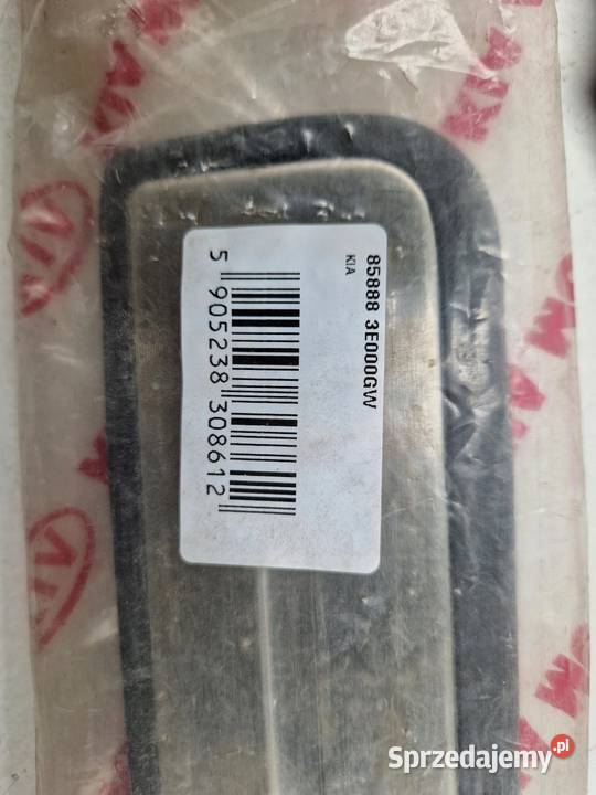 PRÓG TYLNY KIA SORENTO 20032006 858883E000GW osobowe lubelskie