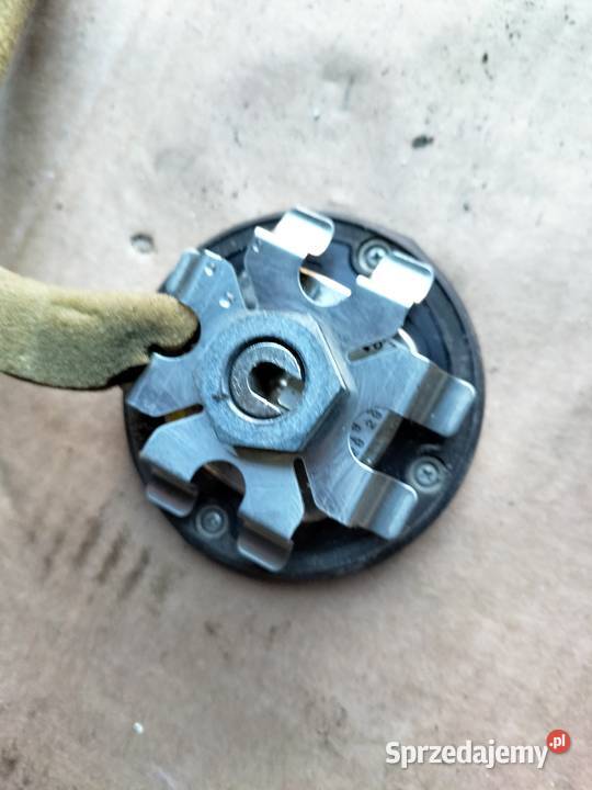 AUDI A6C5 SEDAN ANTENA GPS W NA KLAPĘ osobowe Pozostałe