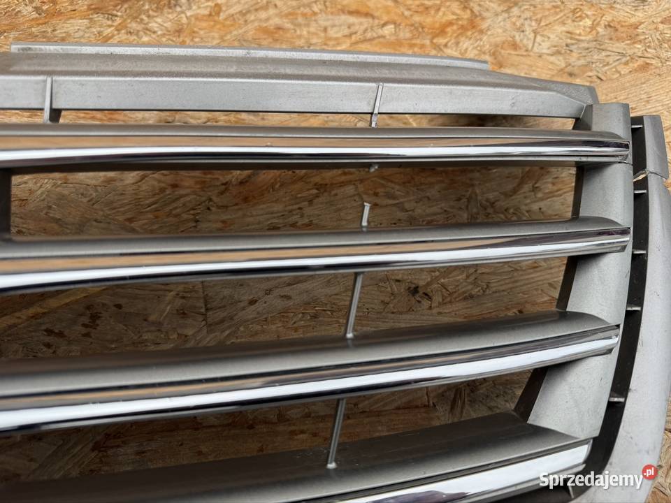 Grill atrapa chłodnicy Toyota Rav4 III 3 lift wielkopolskie Międzychód