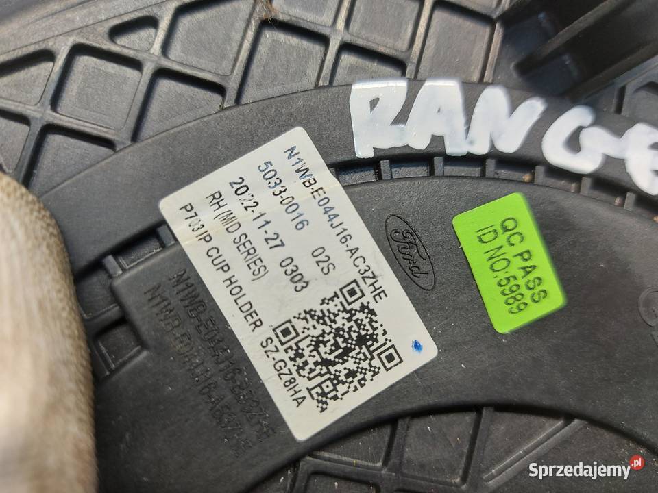 Ford Ranger VI 6 2024r UCHWYT NA KUBKI