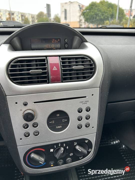Opel Corsa 12 benzyna lift 182000 Rok produkcji 2004 Inowrocław