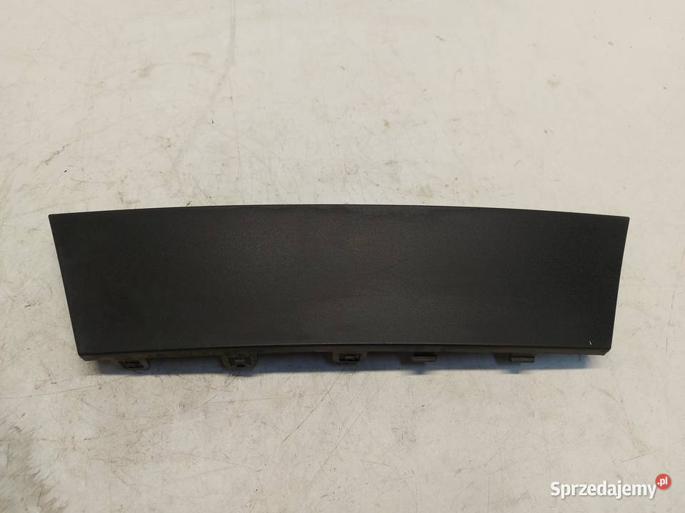 TESLA MODEL Y 2023r Zaślepka haka holowniczego sprzedam