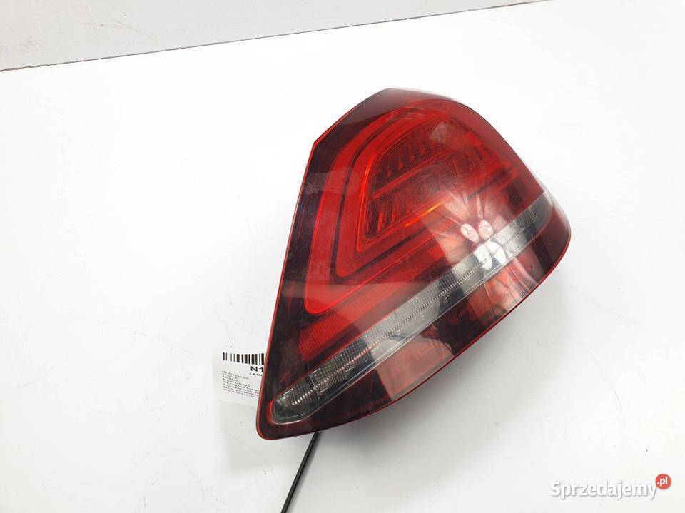 LAMPA PRAWA TYŁ MERCEDES C W205 4MATIC osobowe kujawsko-pomorskie Lipno