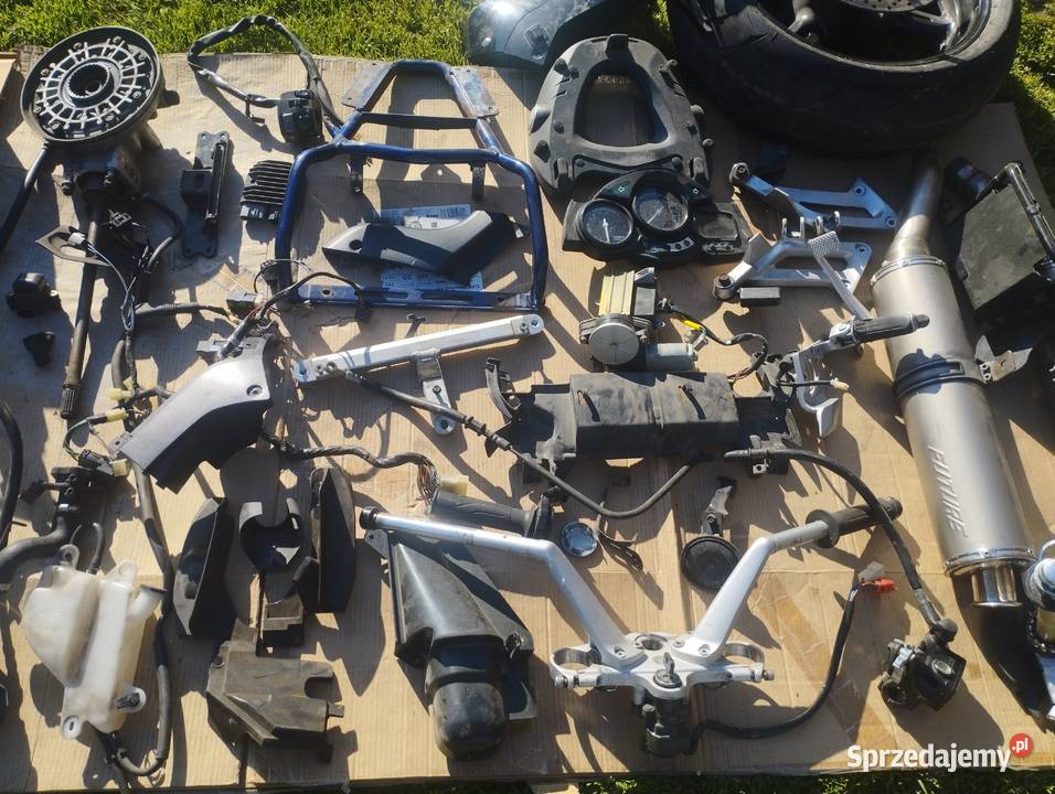Yamaha Fjr 1300 całą na części Motocykle na części Brzeziny sprzedam