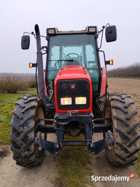Massey Ferguson 6255 Lipsko